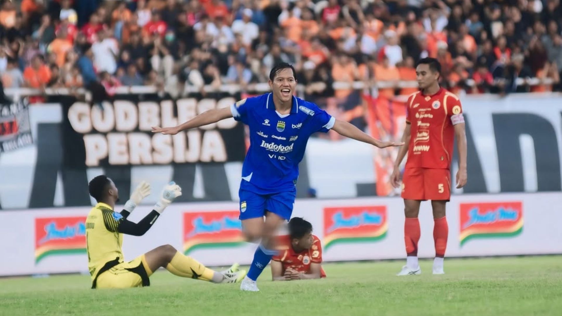 Adam Alis: Si Anak Jakarta yang Kubur Harapan Persija Sekaligus Dekatkan Persib Bawa Piala